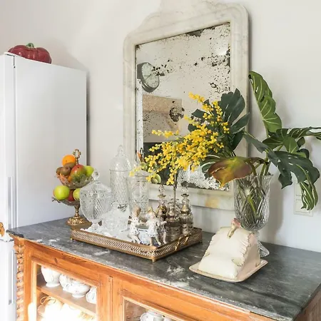 Konukevi Chalet 1892 *